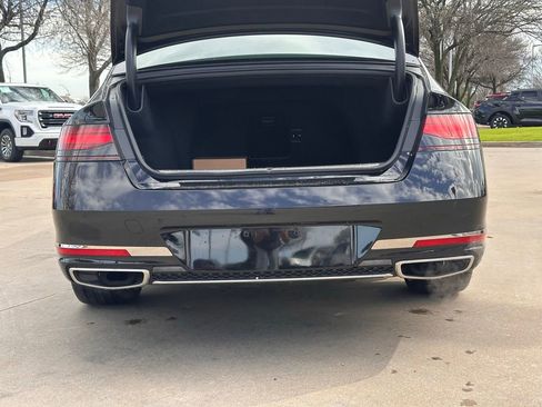 Used 2025 Genesis G90 3.5T image 16