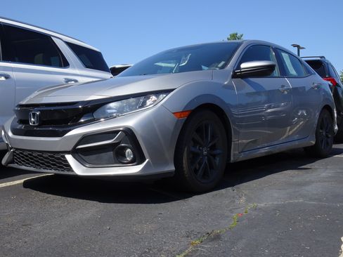 Used 2020 Honda Civic EX image 1