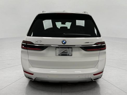 New 2026 BMW X7 xDrive40i image 4