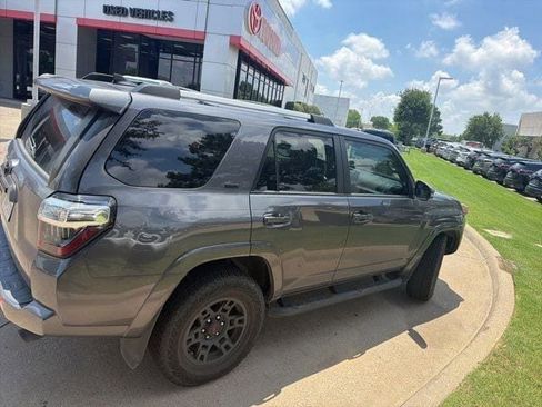 Used 2023 Toyota 4Runner SR5 Premium w/ Moonroof Package RWD image 8