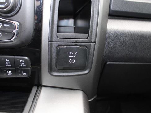 Used 2018 RAM 2500 Laramie w/ Sport Appearance Group image 35