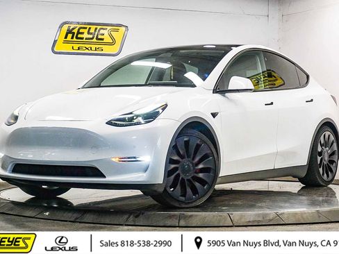 Used 2022 Tesla Model Y Performance image 1