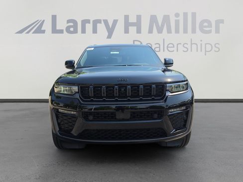 New 2026 Jeep Grand Cherokee L Limited AWD/4WD image 8