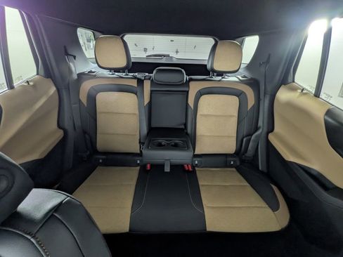 New 2026 Chevrolet Equinox ACTIV w/ Convenience Package III AWD/4WD image 32