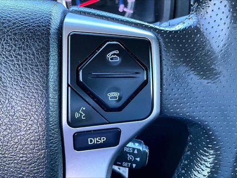 Used 2016 Toyota 4Runner SR5 Premium image 20