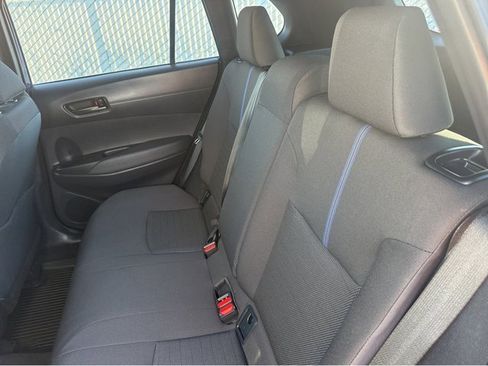 Used 2024 Toyota Corolla Cross SE image 16