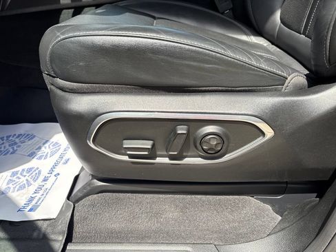 Used 2022 Jeep Wagoneer Series II AWD/4WD image 63
