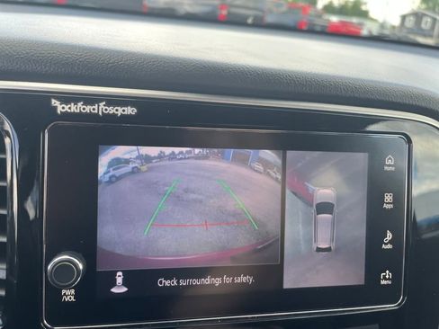 Used 2018 Mitsubishi Outlander GT image 14