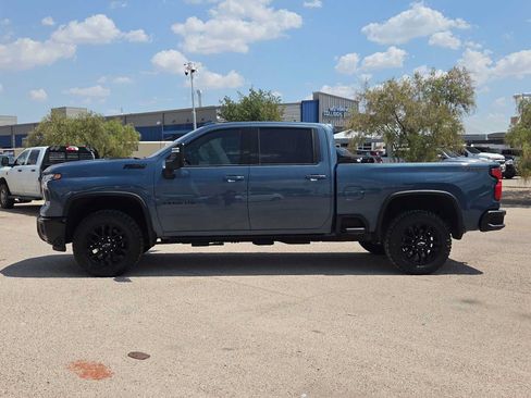 Used 2025 Chevrolet Silverado 2500 LTZ w/ Trail Boss Package AWD/4WD image 5