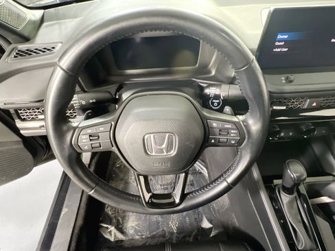 Used 2023 Honda Accord Sport image 11