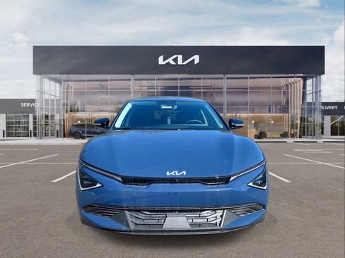 New 2025 Kia EV6 Light w/ Light LR Technology Package image 3