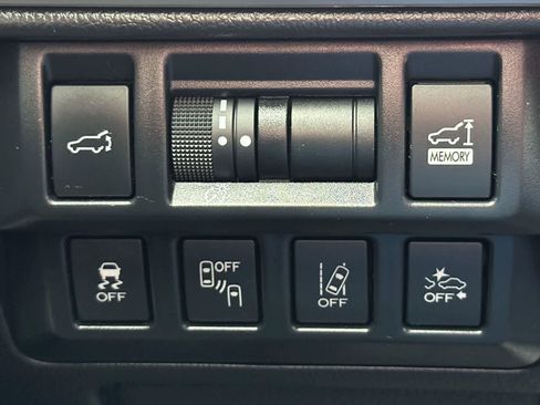 Used 2019 Subaru Outback 2.5i Limited AWD/4WD image 25