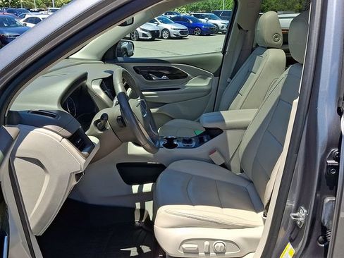 Used 2019 GMC Terrain Denali w/ Advanced Safety Package AWD/4WD image 9