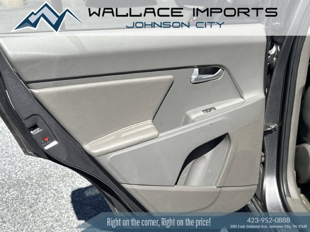 Used 2015 Kia Sportage LX FWD image 31