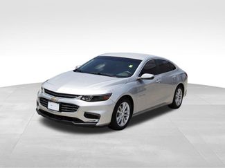 Used 2017 Chevrolet Malibu LT FWD video 2