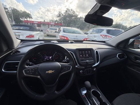 Used 2022 Chevrolet Equinox LT FWD image 13