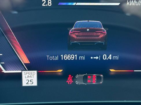 Used 2023 BMW i4 eDrive35 image 31