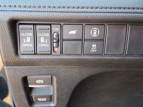 Used 2023 Honda Odyssey EX-L image 24