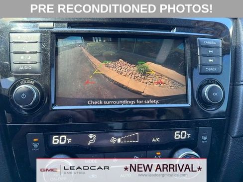 Used 2020 Nissan Rogue SV AWD/4WD image 22