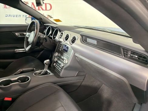 Used 2019 Ford Mustang GT RWD image 17