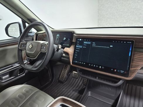 Used 2022 Rivian R1T Adventure image 53
