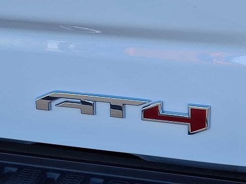 Used 2025 GMC Sierra 1500 AT4 w/ AT4 Premium Package image 30