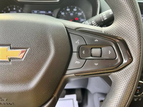 Used 2022 Chevrolet TrailBlazer LT w/ Convenience Package AWD/4WD image 25