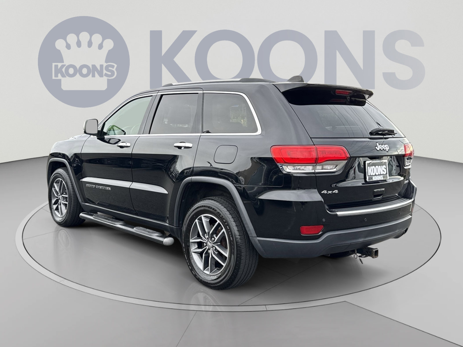 Used 2017 Jeep Grand Cherokee Limited AWD/4WD image 4