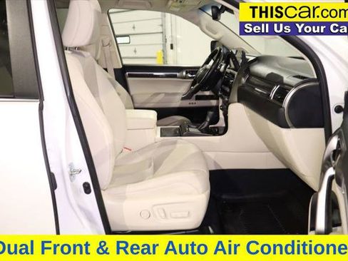 Used 2022 Lexus GX 460 Premium w/ Premium Package AWD/4WD image 14