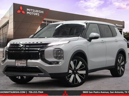 New 2026 Mitsubishi Outlander SE AWD/4WD image 1
