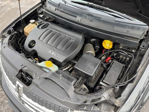 Used 2013 Dodge Journey SXT w/ Safe & Sound Group image 23