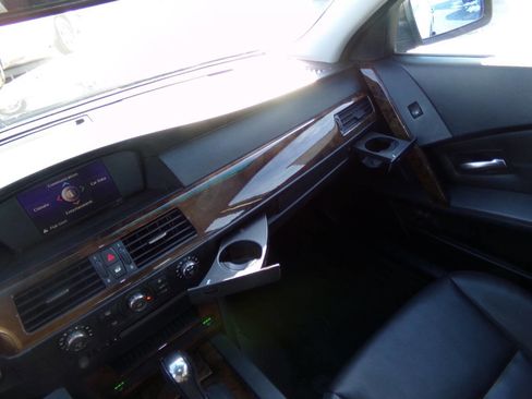 Used 2006 BMW 525xi Sedan image 57