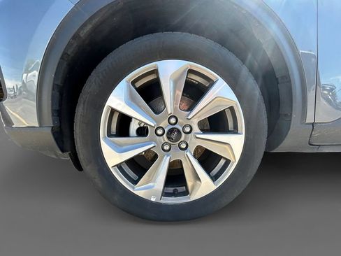 Used 2025 Ford Escape Platinum AWD/4WD image 15