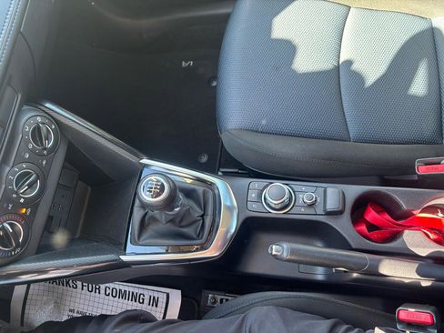 Used 2018 Toyota Yaris iA image 11