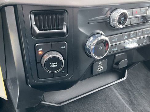 Used 2025 Ford F150 XLT w/ Equipment Group 301A Standard image 10