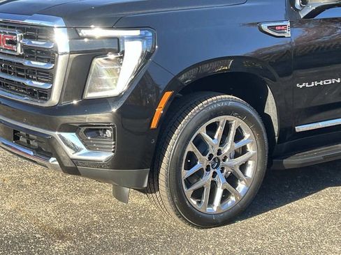 New 2026 GMC Yukon XL Elevation image 9