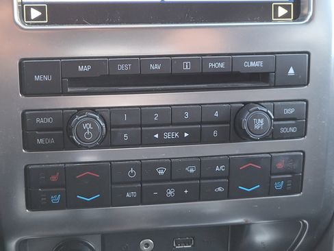 Used 2012 Ford F150 Raptor w/ Raptor Luxury Pkg image 18