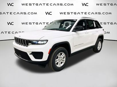 New 2025 Jeep Grand Cherokee Laredo w/ Luxury Tech Group I
