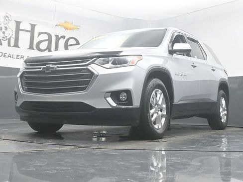 Used 2020 Chevrolet Traverse LT image 4