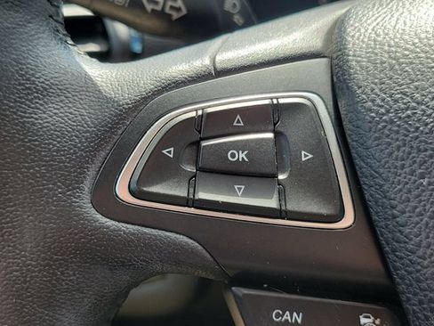 Used 2019 Ford Escape Titanium FWD image 10