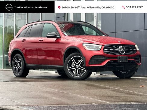 Used 2021 Mercedes-Benz GLC 300 4MATIC image 1