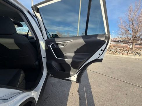 Used 2025 Toyota RAV4 XLE image 25