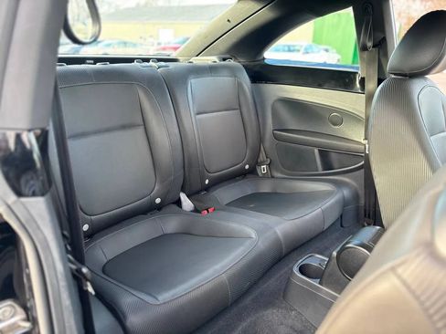 Used 2014 Volkswagen Beetle TDI FWD image 15