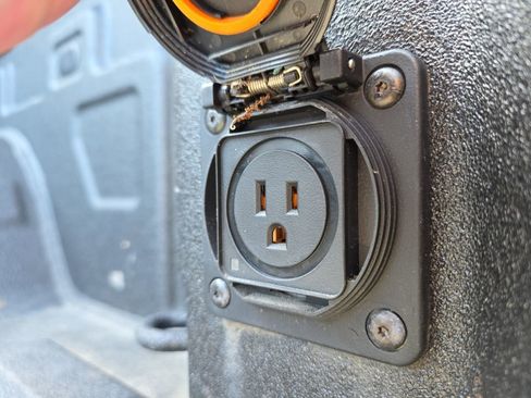 Used 2023 Chevrolet Silverado 1500 LT Trail Boss w/ Protection Package image 32