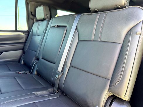 Used 2024 Chevrolet Suburban RST image 18