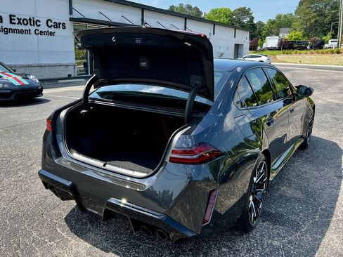 Used 2025 BMW M5 Base AWD 4dr Sedan w/ Executive Package image 39