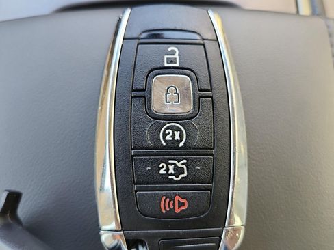 Used 2019 Lincoln MKZ Reserve FWD image 22