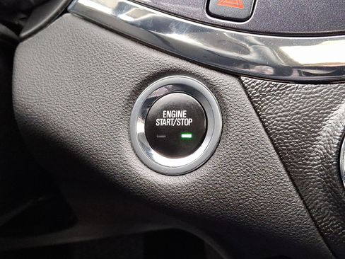 Used 2018 Chevrolet Impala Premier w/ Premier Confidence Package image 23