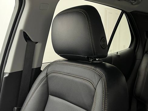 Used 2023 Chevrolet Equinox LT FWD image 43