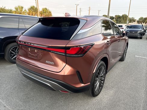 Used 2023 Lexus RX 350 FWD w/ Cold Area Package image 4